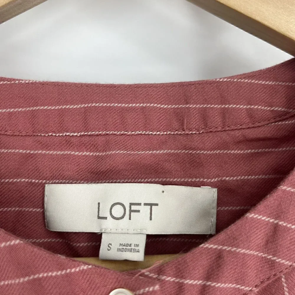 Loft Top Size Small Womens Pink Button Down Striped Pleated Blouse Puff Sleeve